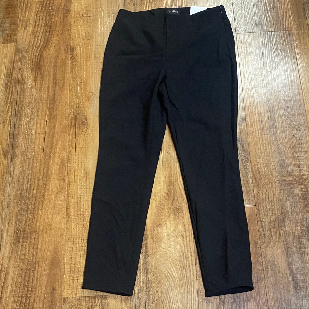 White House black market Black skinny ankle pants size OS